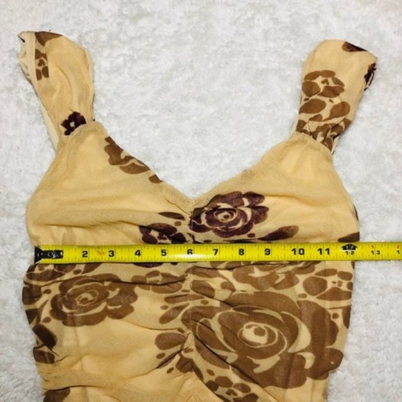 City Unltd. Yellow V-Neck Floral Scrunchy Tank Top - Picture 8 of 8